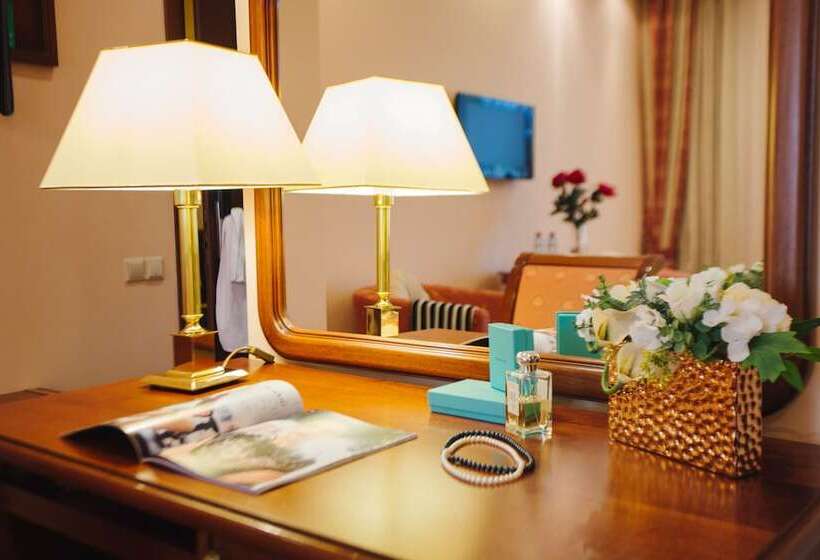 استودیوی استاندارد, Rasstal Spa