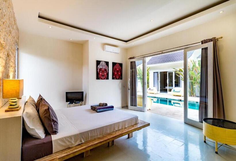 غرفة ديلوكس مطلة على حمام السباحة, Tamoa Boutique