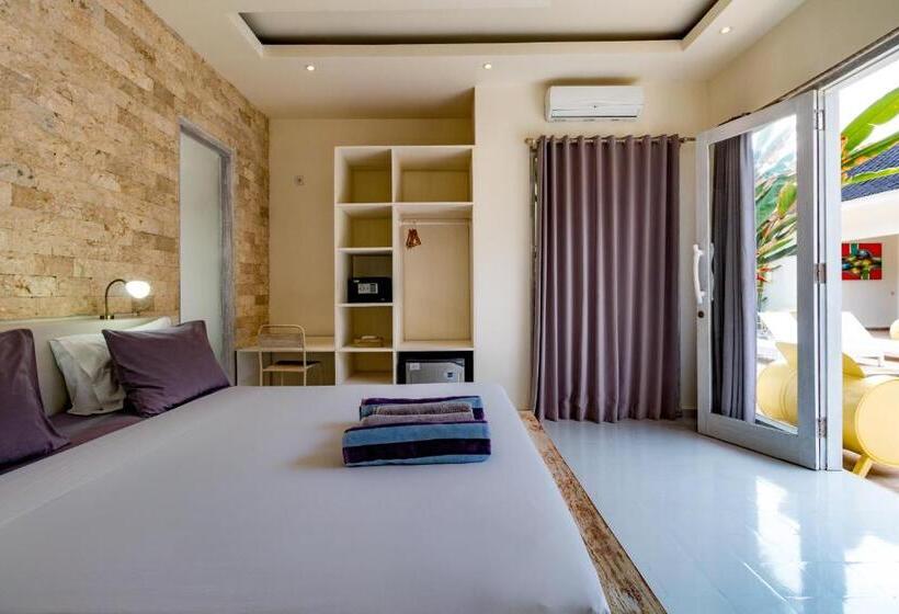 غرفة ديلوكس مطلة على حمام السباحة, Tamoa Boutique