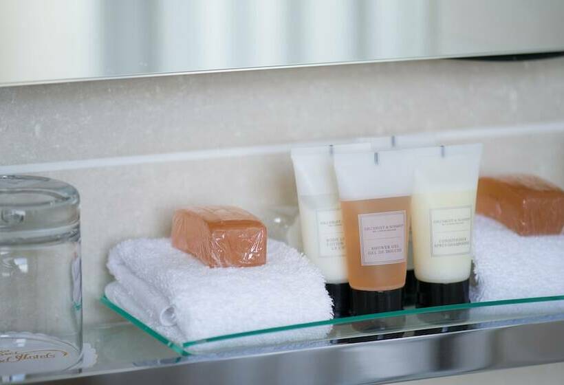 Номер Стандарт Индивидуальный, The Royal