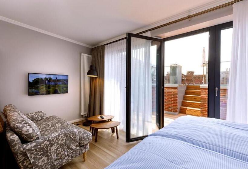 غرفة قياسية مزوَّدة بتراس, Logierhaus Rheintoreins