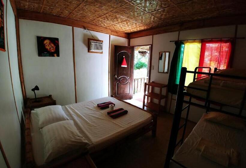 בונגלו משפחתי, Reggae Guesthouse