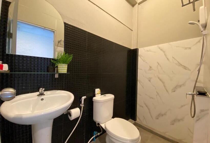 غرفة قياسية, Nokhook House