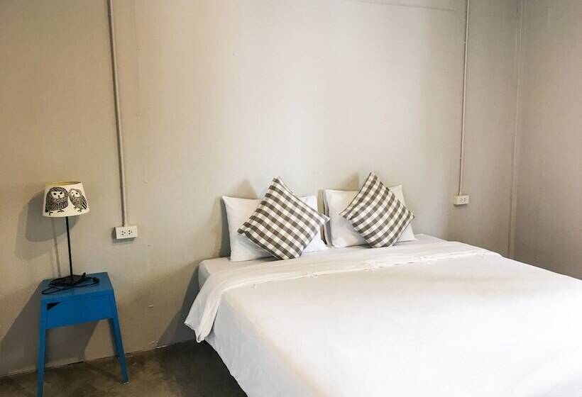 스탠다드 룸, Nokhook House