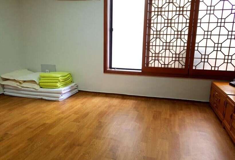 חדר משפחתי, Seorak Dongchun Youthtel Hostel