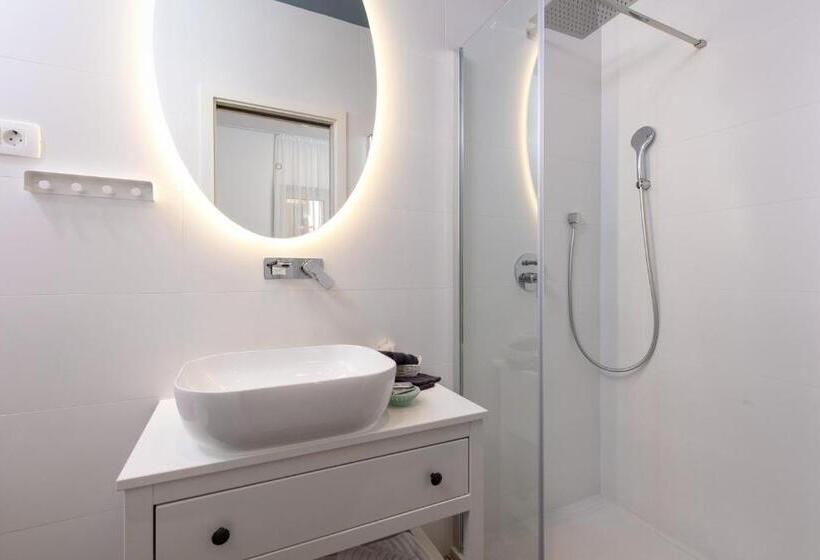 标准间带双人床, Heritage Hotel Antique Split