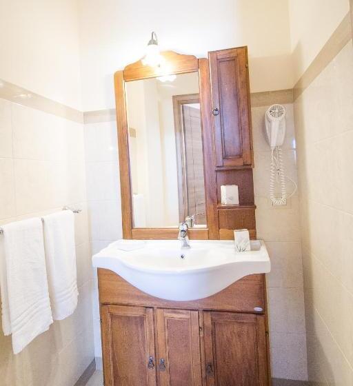 غرفة قياسية رباعية, Etna Royal View