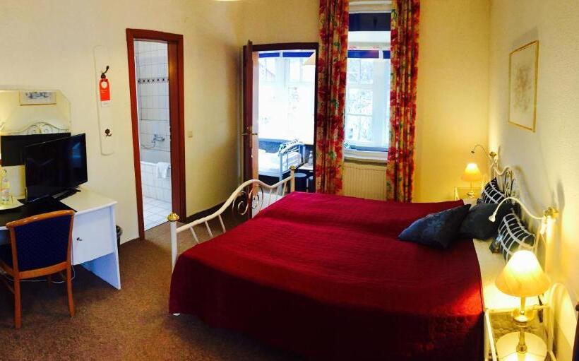 סוויטה משפחתית, Amadeus Boutique Hotel Deutscher Hof Inn & Suites