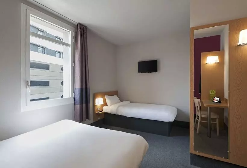 Standard Kolmen Hengen Huone, B&b Hotel Lyon Ouest Tassin