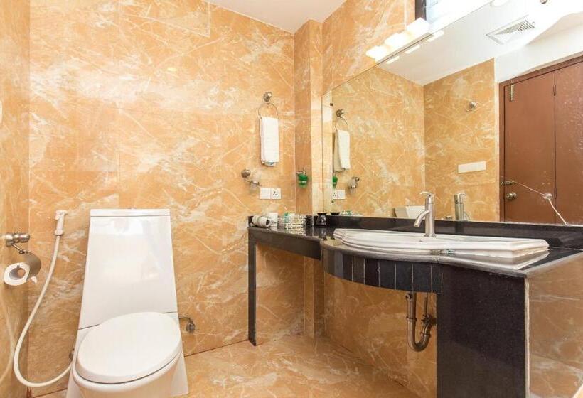 اتاق لوکس خانوادگی, Dahlia Boutique