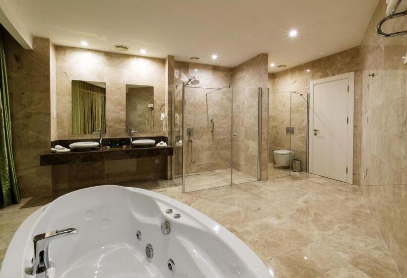 プレジデントスイートルーム, Jrw Welmond