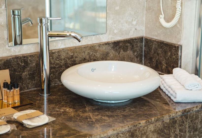 エクゼクティブスイート, Jrw Welmond