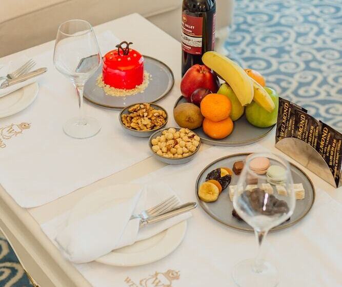 エクゼクティブスイート, Jrw Welmond