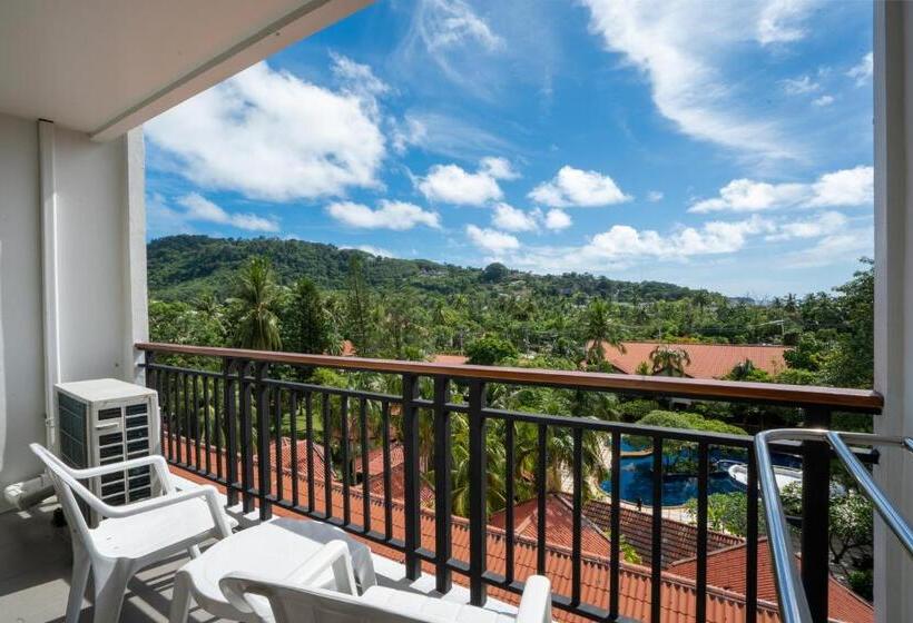 발코니가 있는 스위트, Paripas Patong Resort   Sha Extra Plus