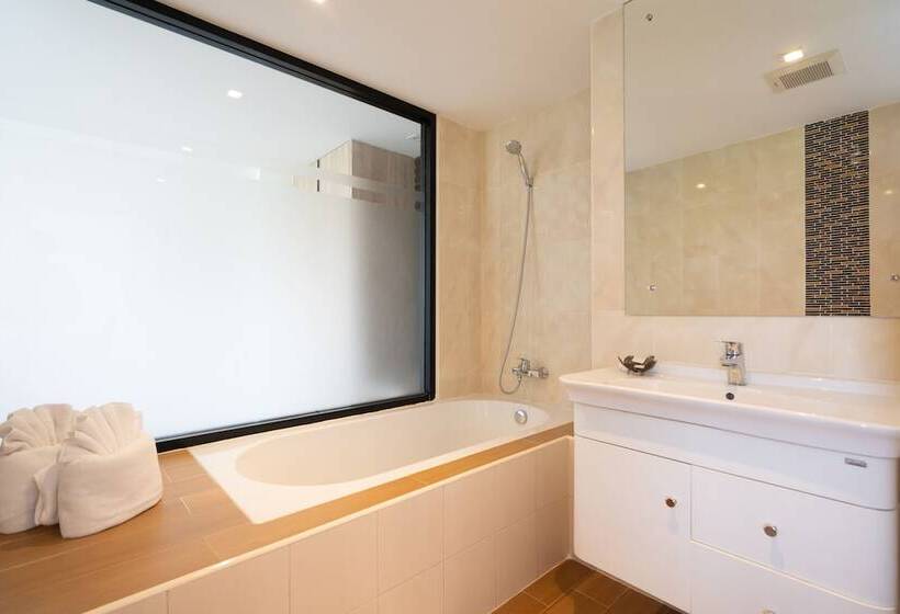 패밀리 룸, Paripas Patong Resort Sha Extra Plus