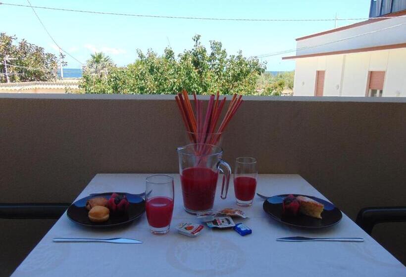 Номер Стандарт с Балконом, Residence Le Isole