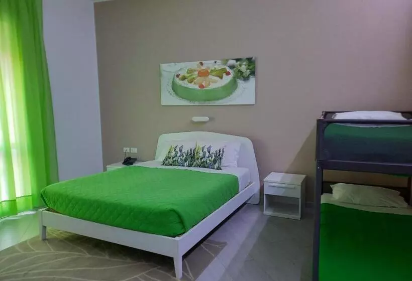 اتاق استاندارد چهار تخته, Residence Le Isole