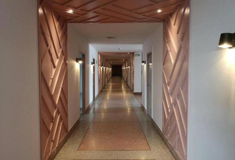 デラックスルーム, The Regent Ubon