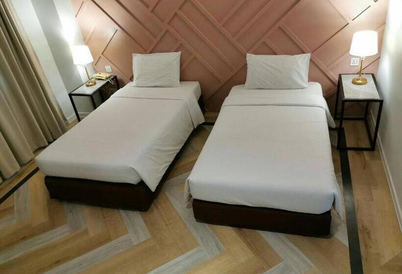 デラックスルーム, The Regent Ubon