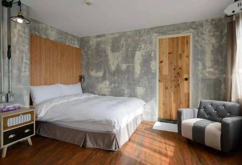 اتاق لوکس چهار تخته, Hualien Wow Hostel