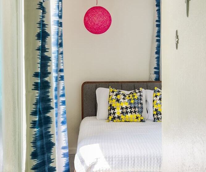 בית, חדר שינה 1, Sunset Inn And Cottages