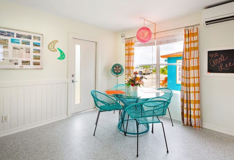 בית, חדר שינה 1, Sunset Inn And Cottages