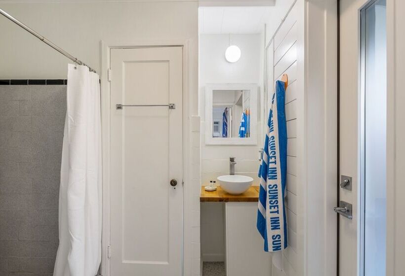 בית, חדר שינה 1, Sunset Inn And Cottages