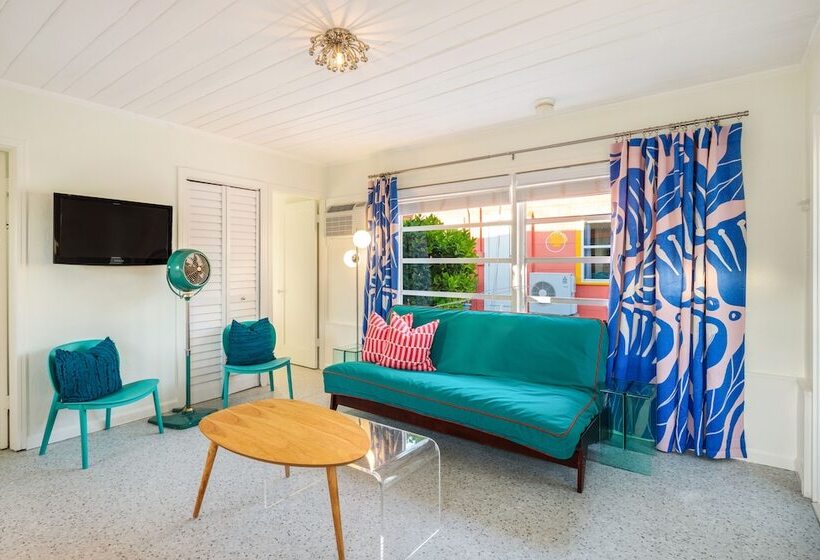 בית, חדר שינה 1, Sunset Inn And Cottages