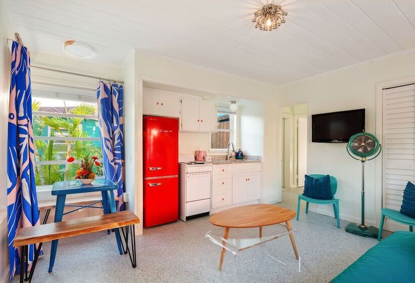 בית, חדר שינה 1, Sunset Inn And Cottages