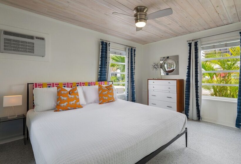 בית, חדר שינה 1, Sunset Inn And Cottages