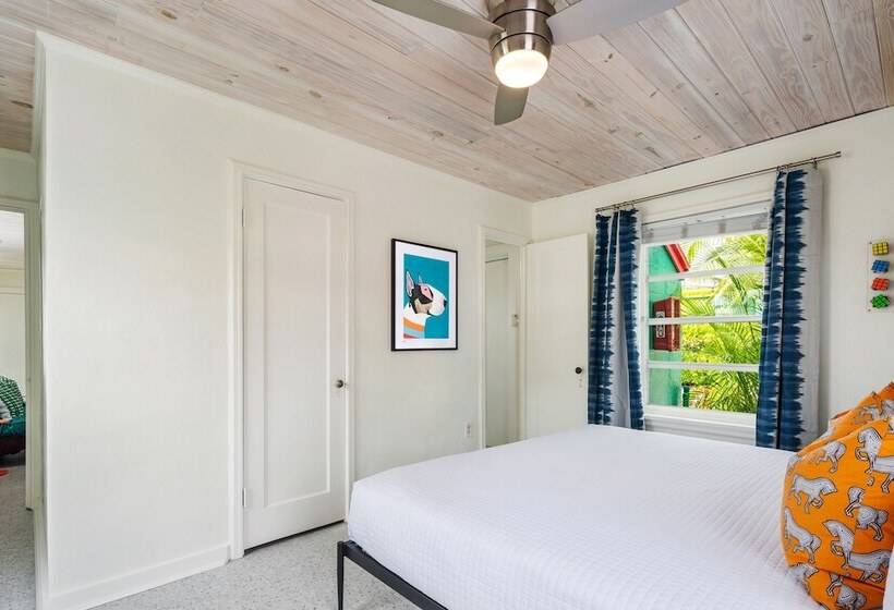 בית, חדר שינה 1, Sunset Inn And Cottages