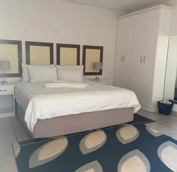 اتاق استاندارد با تخت بزرگ برای معلولان, Botleng Guest House