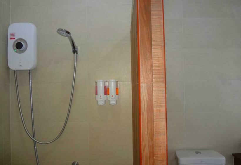 수피리어 룸, The 9th House