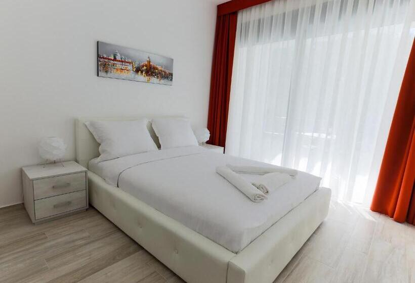 آپارتمان 1 خوابه با چشم‌انداز جانبی دریا, Apart Hotel Sea Fort