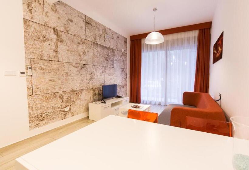 آپارتمان 1 خوابه با چشمانداز جانبی دریا, Apart Hotel Sea Fort