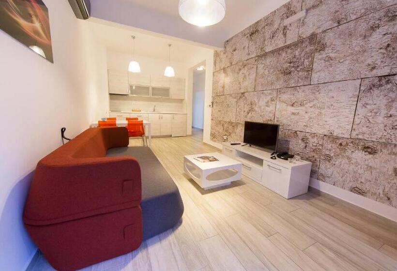آپارتمان 1 خوابه با چشم‌انداز جانبی دریا, Apart Hotel Sea Fort