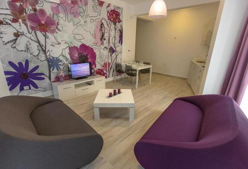 آپارتمان 1 خوابه با چشم‌انداز باغ, Apart Hotel Sea Fort