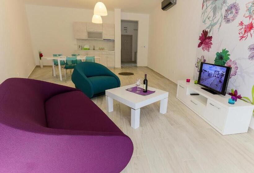 آپارتمان 1 خوابه با چشم‌انداز باغ, Apart Hotel Sea Fort