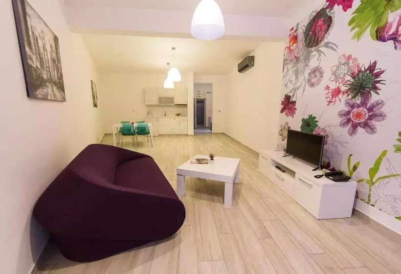 آپارتمان 1 خوابه با چشم‌انداز باغ, Apart Hotel Sea Fort