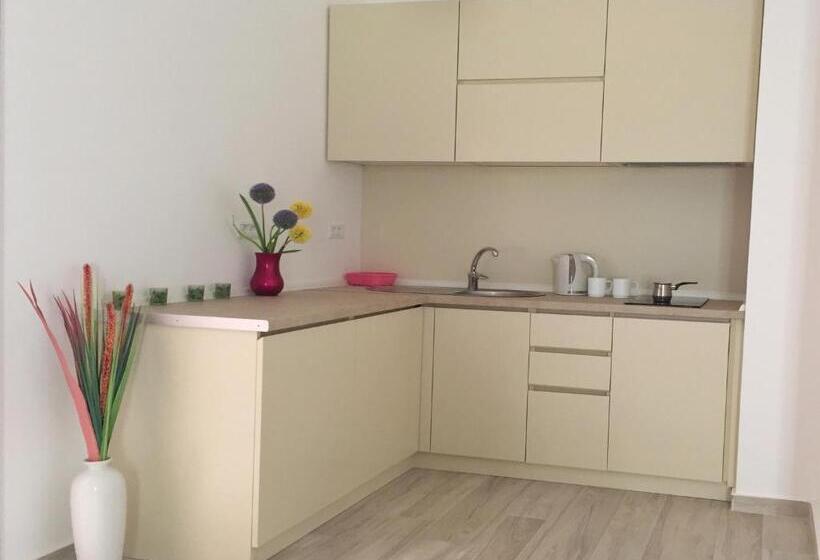 آپارتمان 2 خوابه با چشمانداز دریا, Apart Hotel Sea Fort