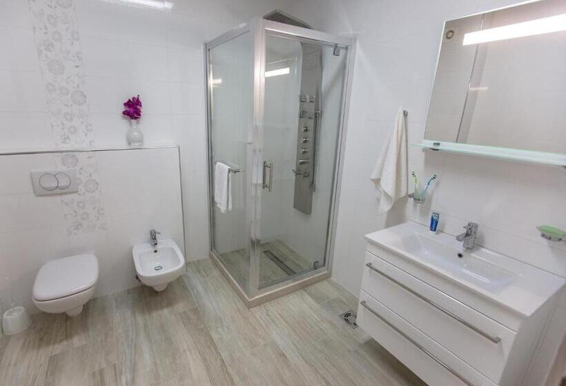 آپارتمان 1 خوابه با بالکن و چشم‌انداز دریا, Apart Hotel Sea Fort