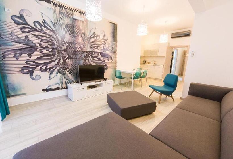 آپارتمان 2 خوابه با بالکن, Apart Hotel Sea Fort