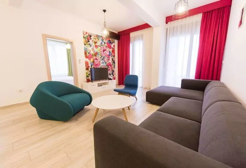 آپارتمان 2 خوابه با چشم‌انداز دریا, Apart Hotel Sea Fort