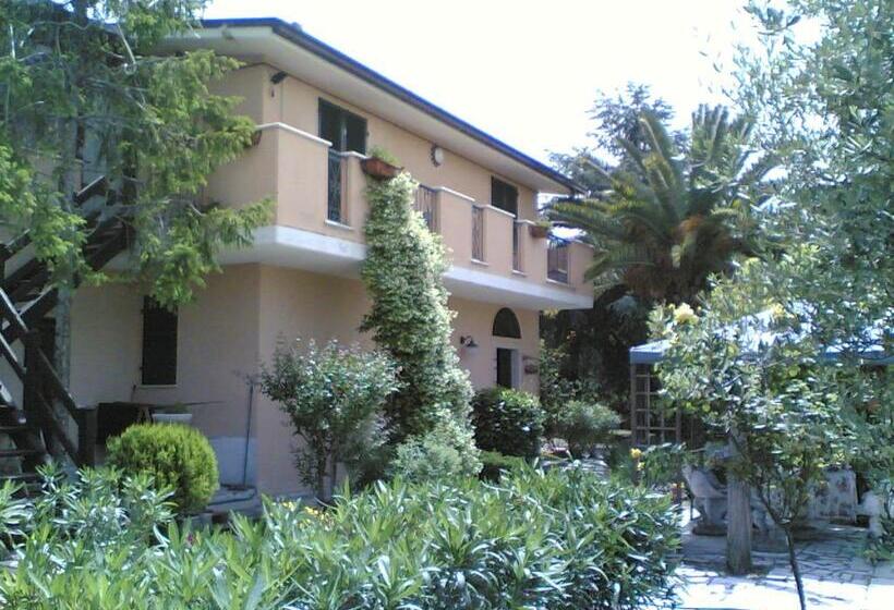 חדר סטנדרט לשלושה, Bed&breakfast Giardino Agritourist