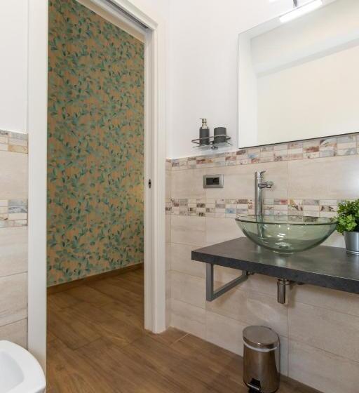 חדר סטנדרט, Difronte Ai Musei Vaticani