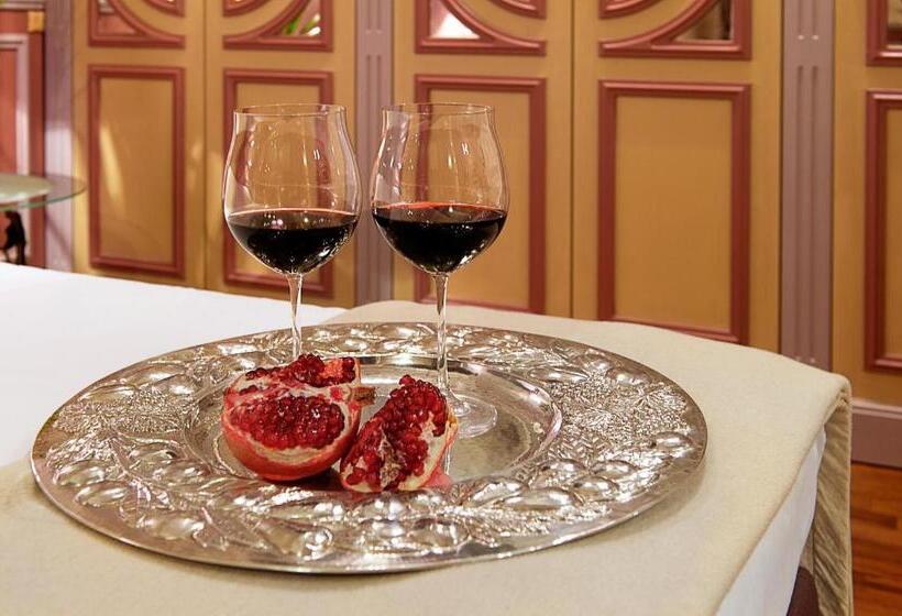 اتاق لوکس با بالکن, Residenza Borsari