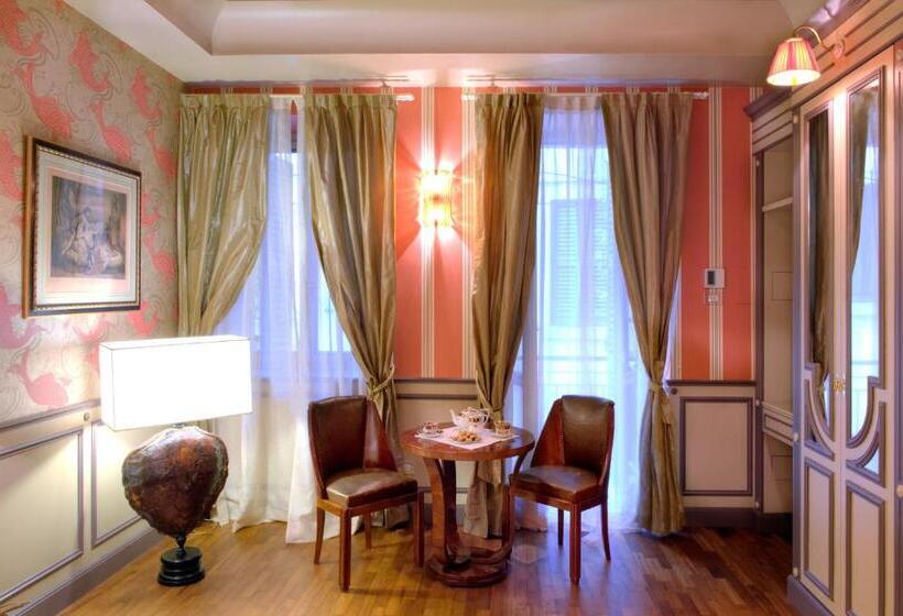 اتاق لوکس با بالکن, Residenza Borsari