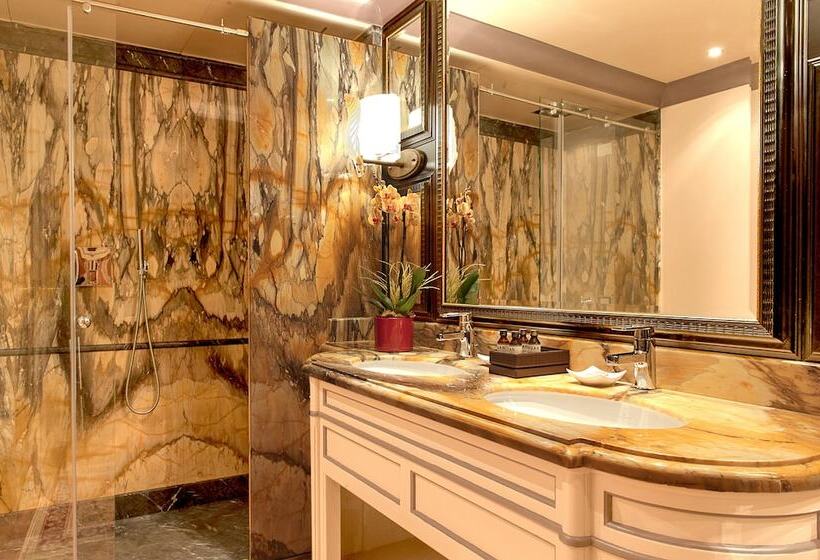 اتاق لوکس با بالکن, Residenza Borsari