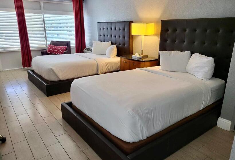 غرفة قياسية بالطابق الأرضى, Chateau Mar Beach Resort