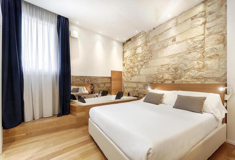 سوئیت با وان آب گرم, Iblaresort Boutique